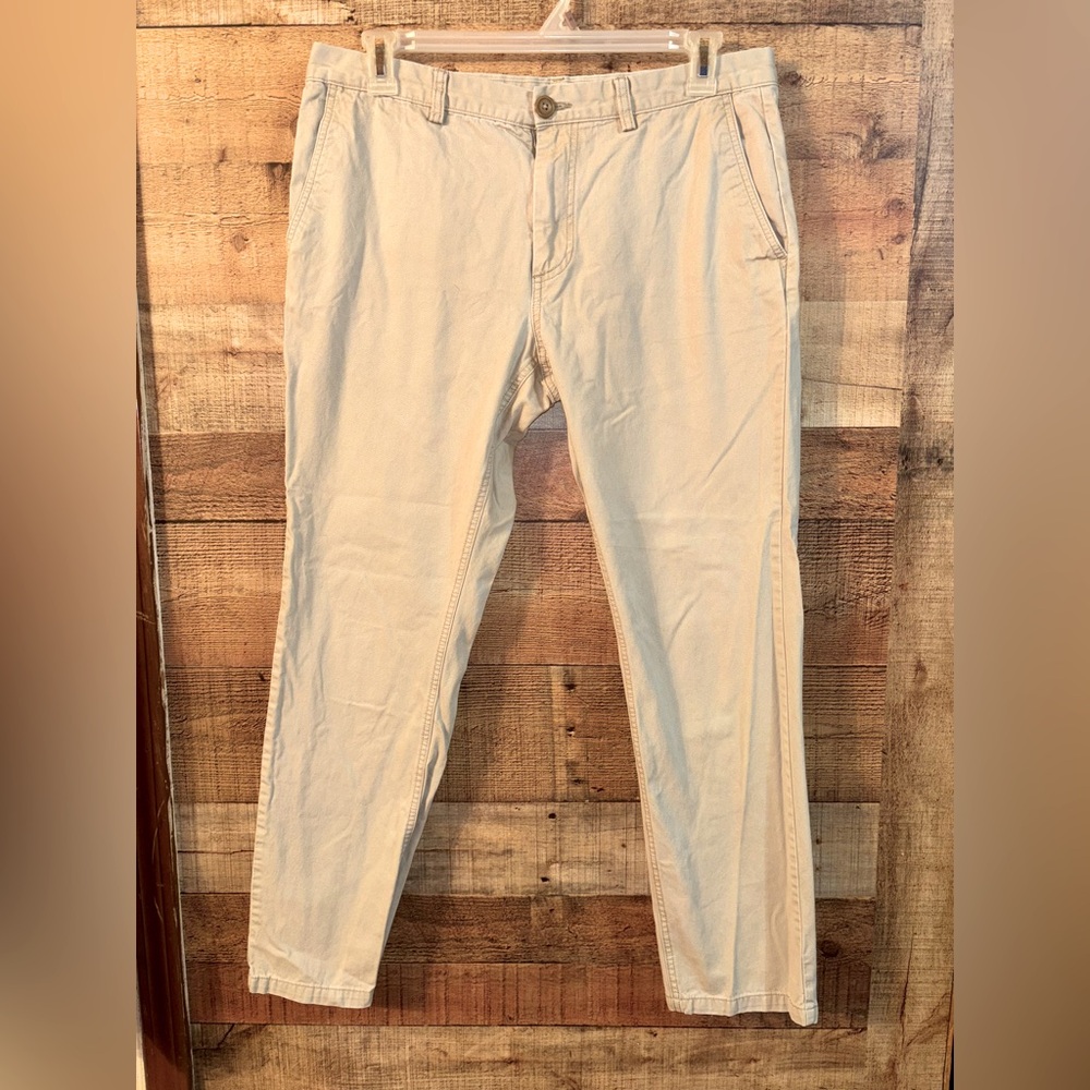 Old Navy Lived In Chino Pants
